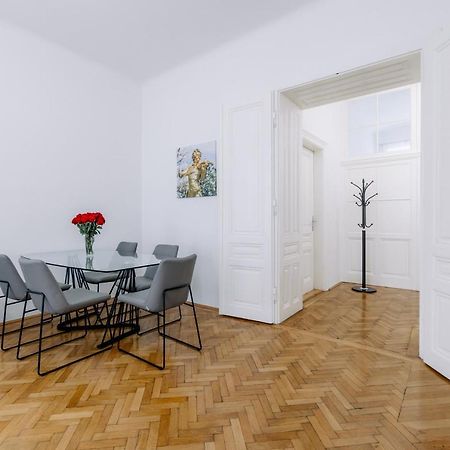 Stylish Vienna Apartment Eksteriør billede